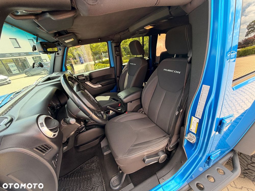 Jeep Wrangler 2.8 CRD Unlim Rubicon Recon - 25
