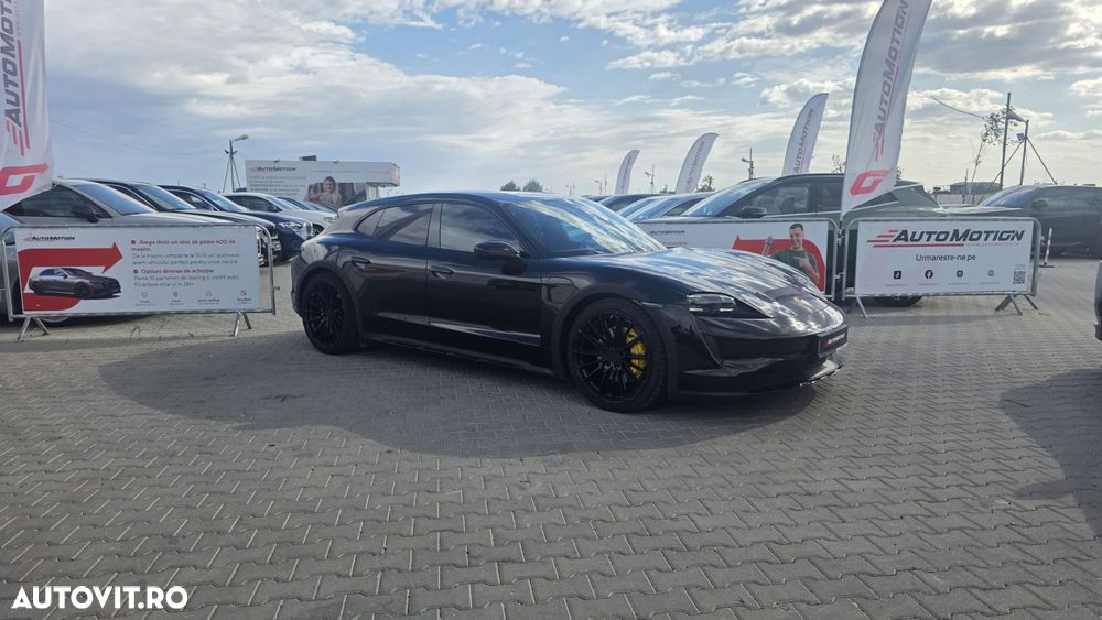 Porsche Taycan - 3