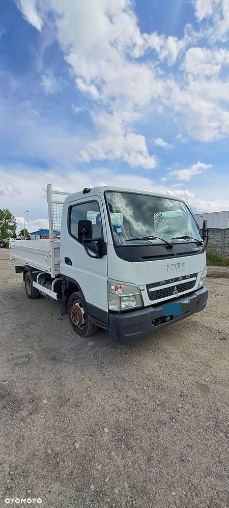 Mitsubishi Canter Fuso - 2