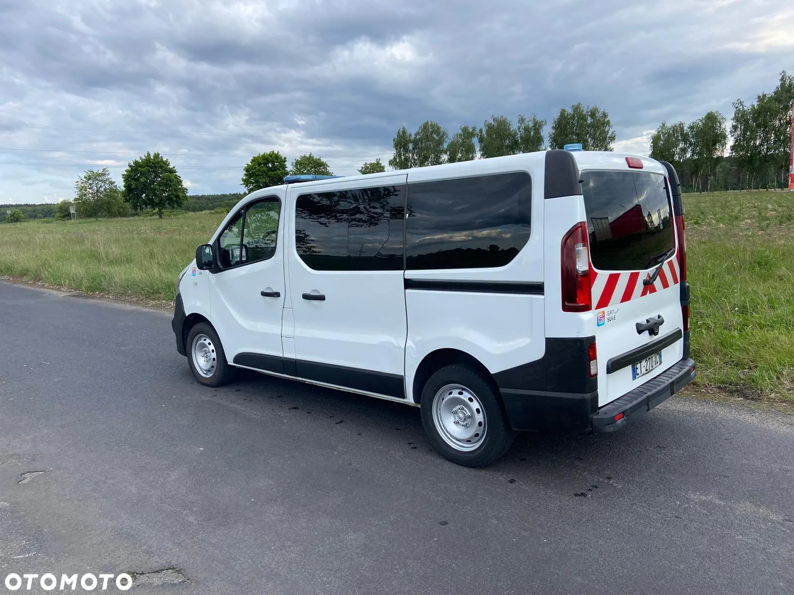 Opel Ambulans Karetka vivaro - 5