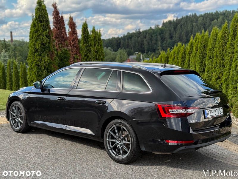 Skoda Superb 2.0 TDI 4x4 DSG L&K - 9