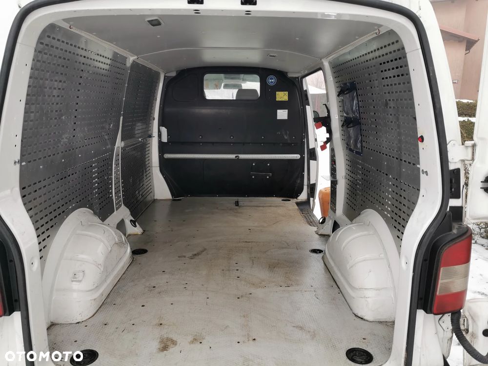 Volkswagen Transporter T5 - 7