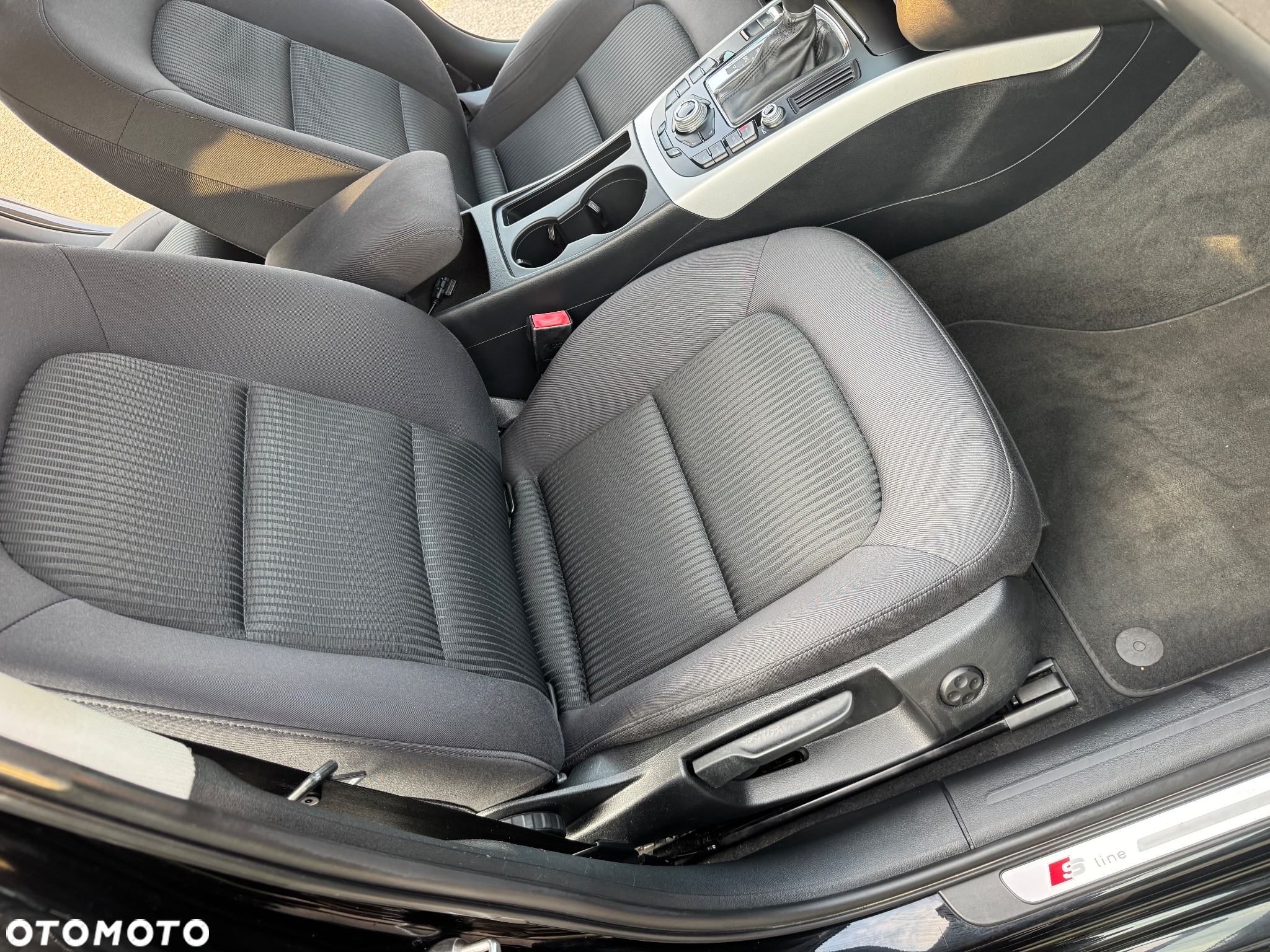 Audi A4 Avant 2.0 TDI DPF clean diesel multitronic S line Sportpaket - 23