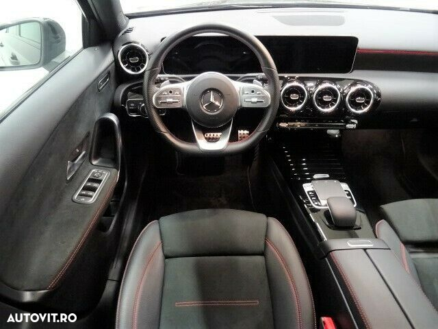 Mercedes-Benz A 250 4MATIC - 17