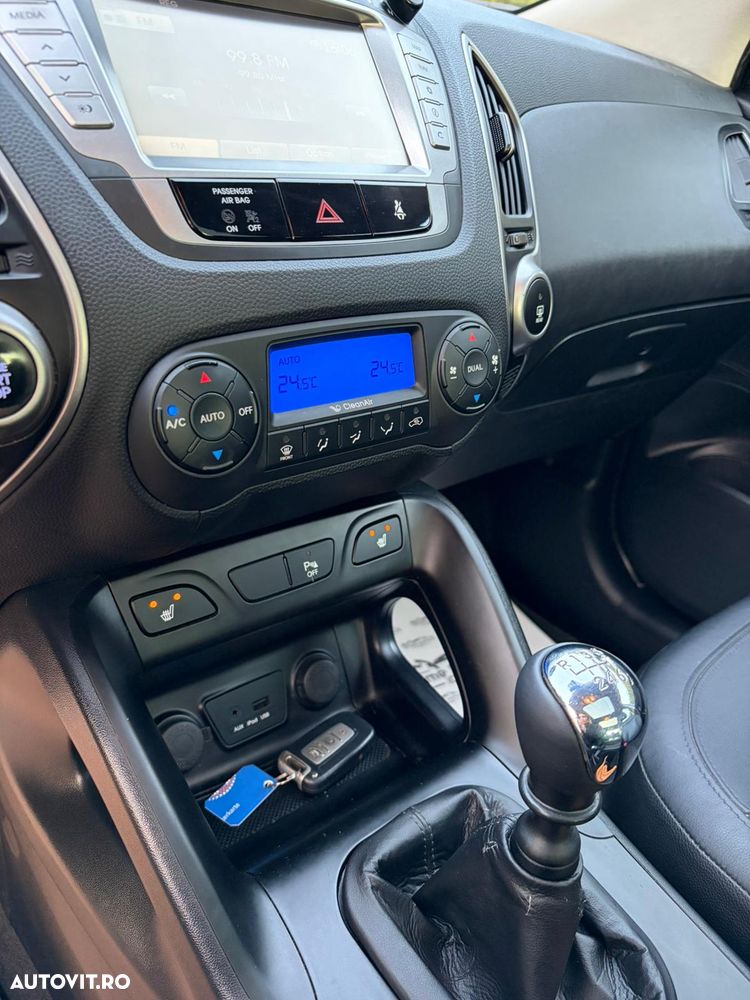 Hyundai ix35 2.0 CRDI 4WD Premium - 38