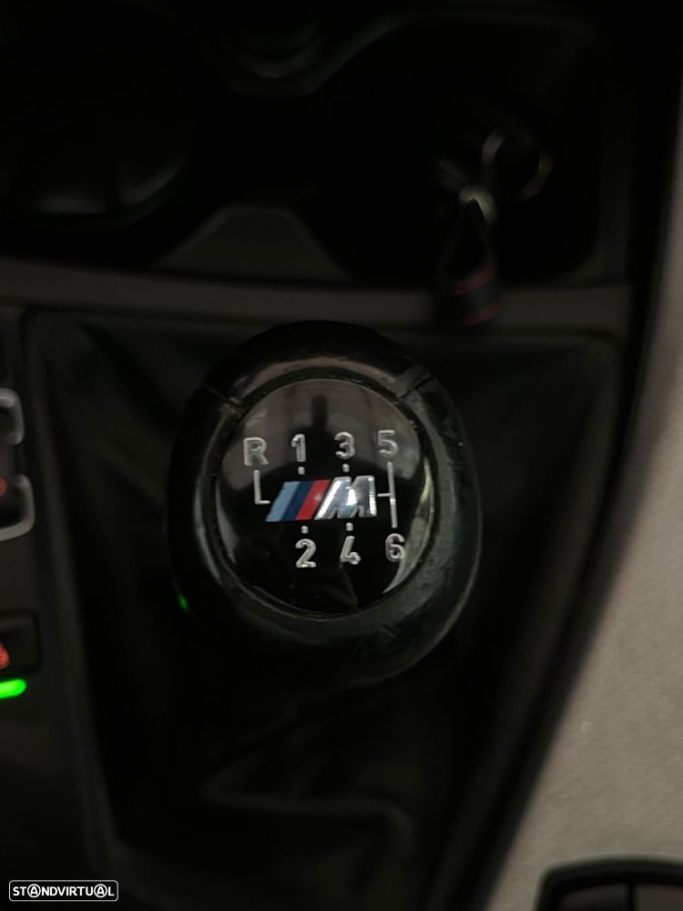 BMW 120 d Pack M - 14