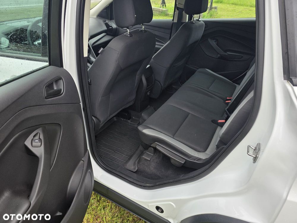 Ford Escape - 8