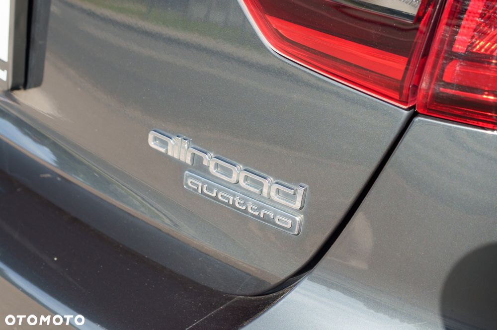 Audi A4 Allroad 2.0 TFSI S tronic - 35