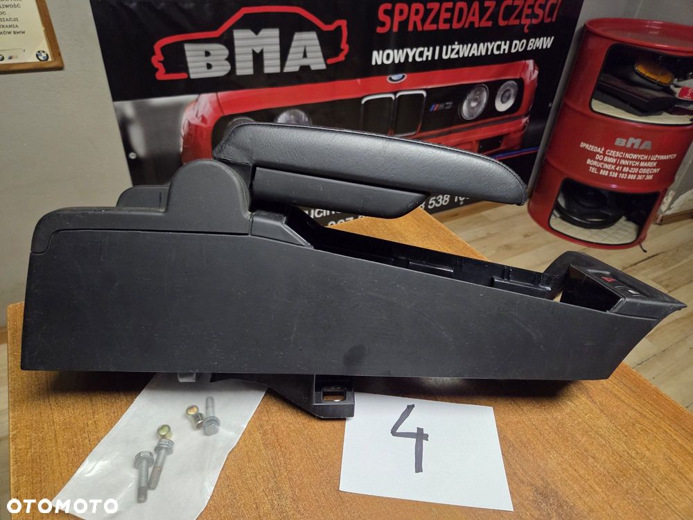 BMW E46 Podłokietnik Czarna Skóra Europa Tunel Środkowy Nr 4