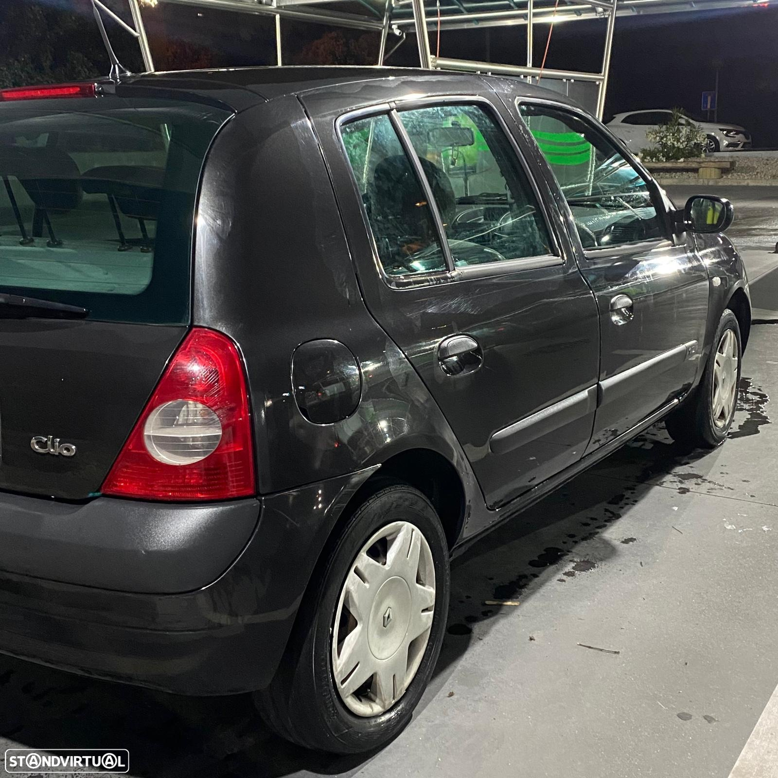 Renault Clio 1.2 Authentique - 4