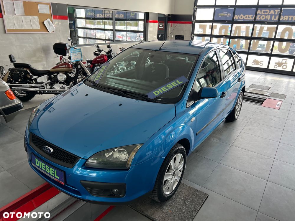Ford Focus 1.6 TDCi DPF Ambiente - 2