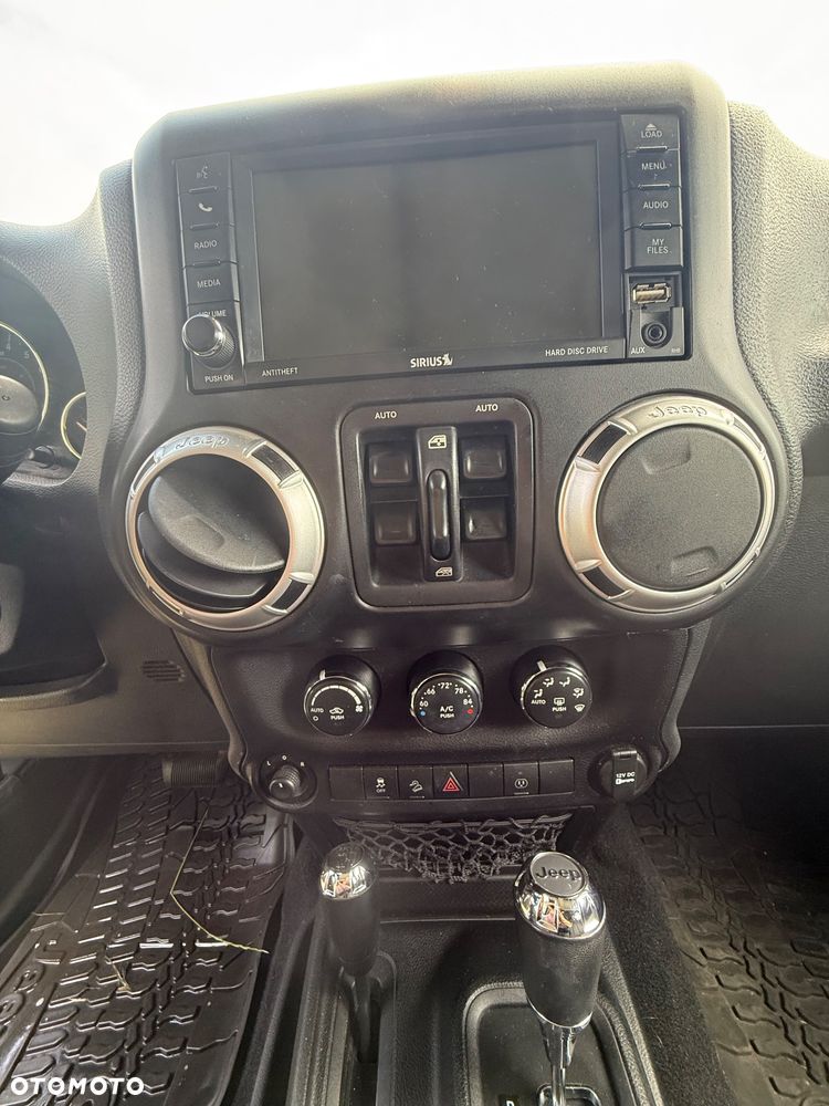 Jeep Wrangler 3.6 Unlim Sahara - 4