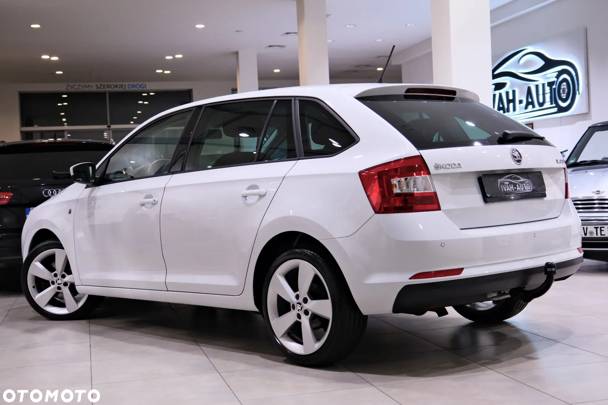 Skoda RAPID 1.2 TSI Active - 10