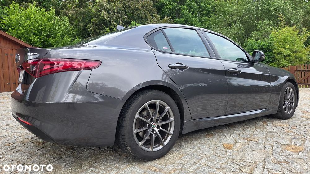 Alfa Romeo Giulia 2.0 Turbo Business - 7