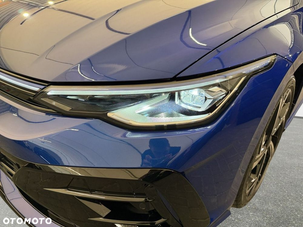 Volkswagen Golf Variant - 10