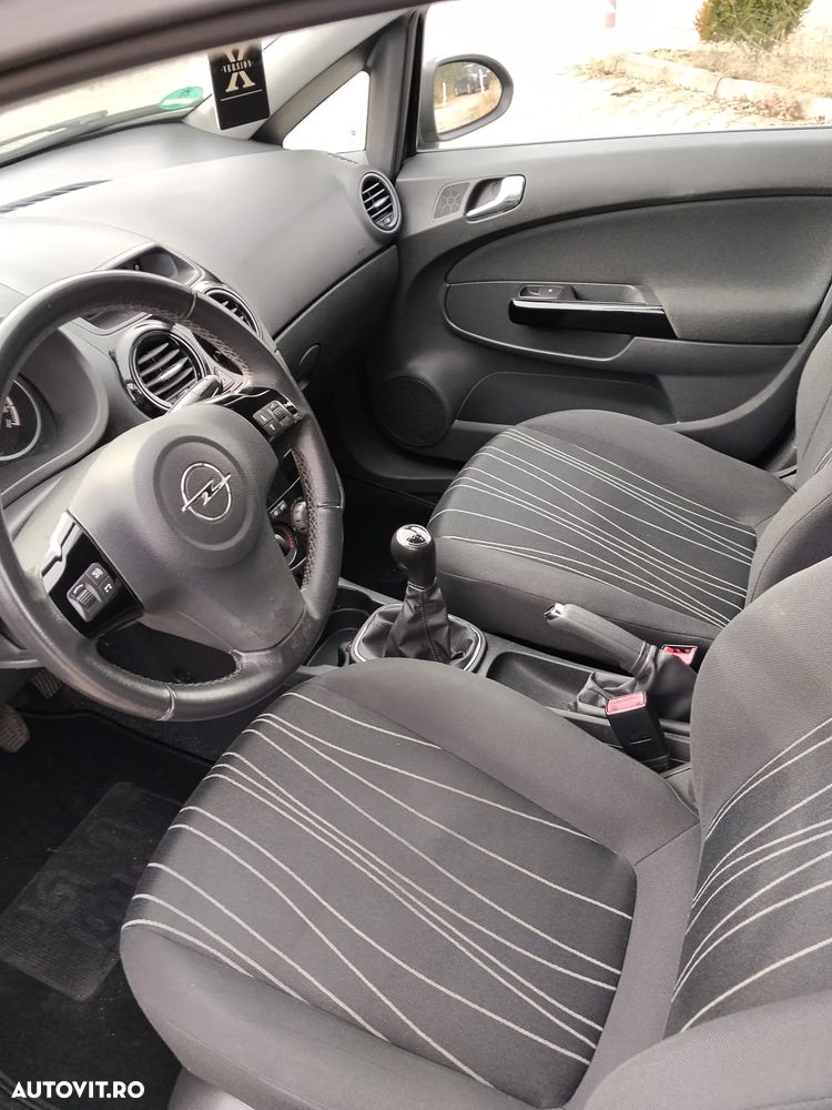 Opel Corsa 1.4 16V Color Elegance - 10