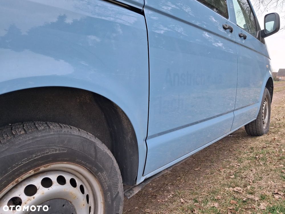 Volkswagen TRANSPORTER T5 - 17