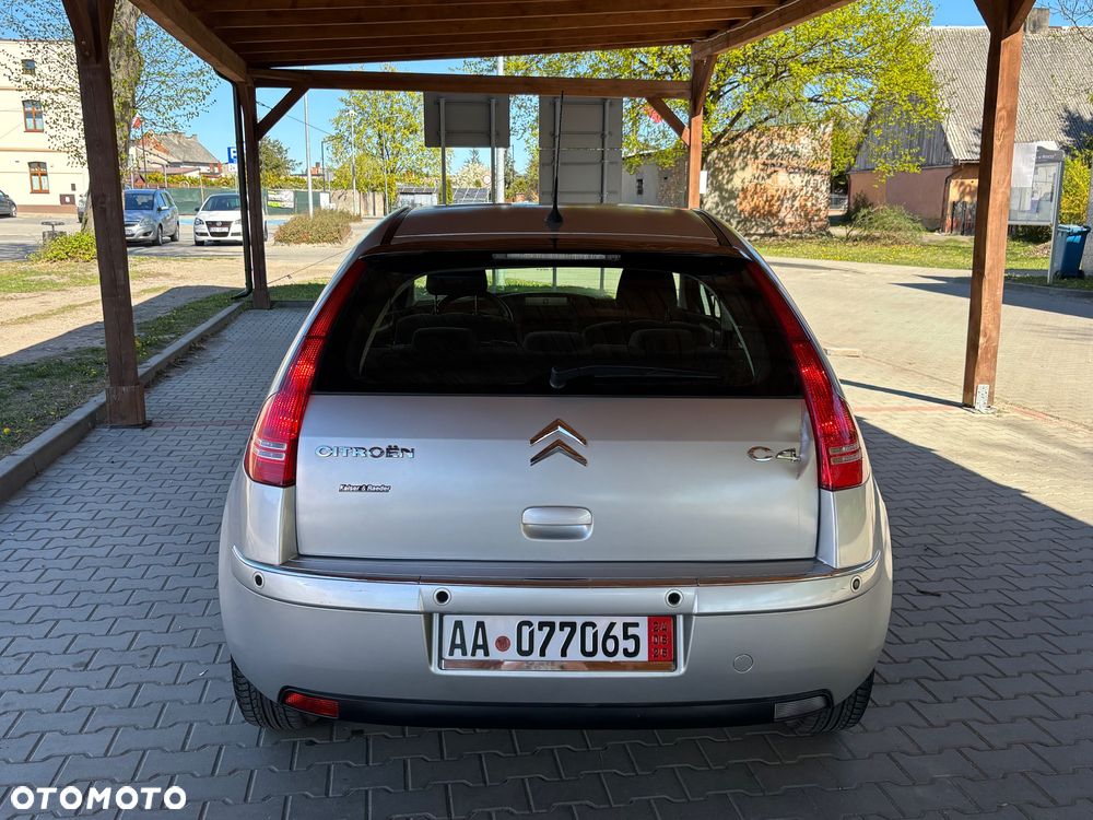Citroën C4 1.6 16V Exclusive - 39