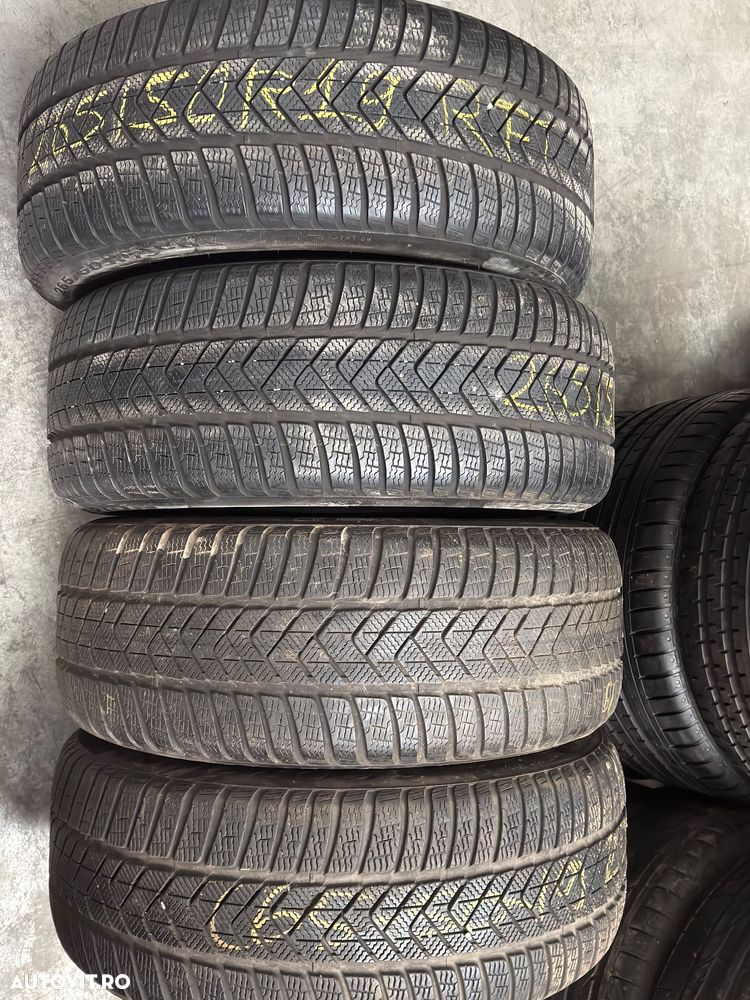 Vând 4 anvelope 265/50/19 Pirelli de iarnă cu runflat second - 1