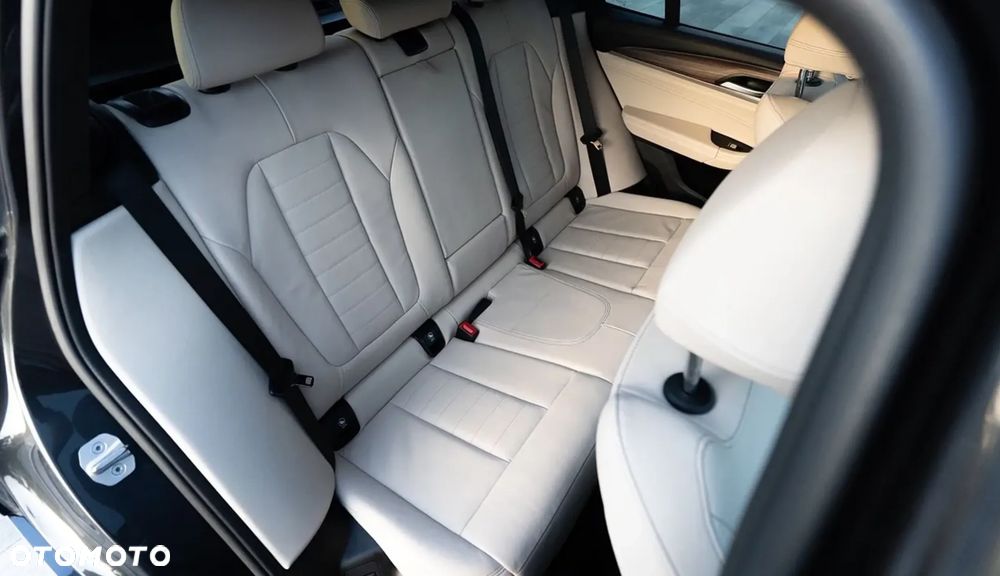 BMW X3 - 12