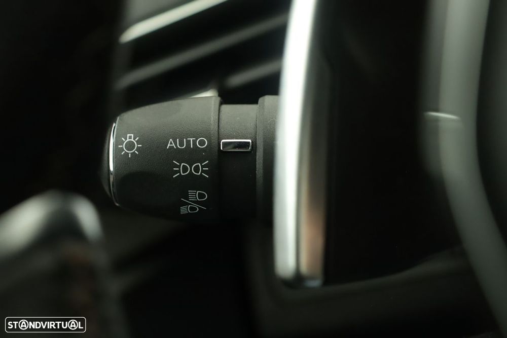 Peugeot 3008 1.2 Hybrid GT e-DCS6 - 17