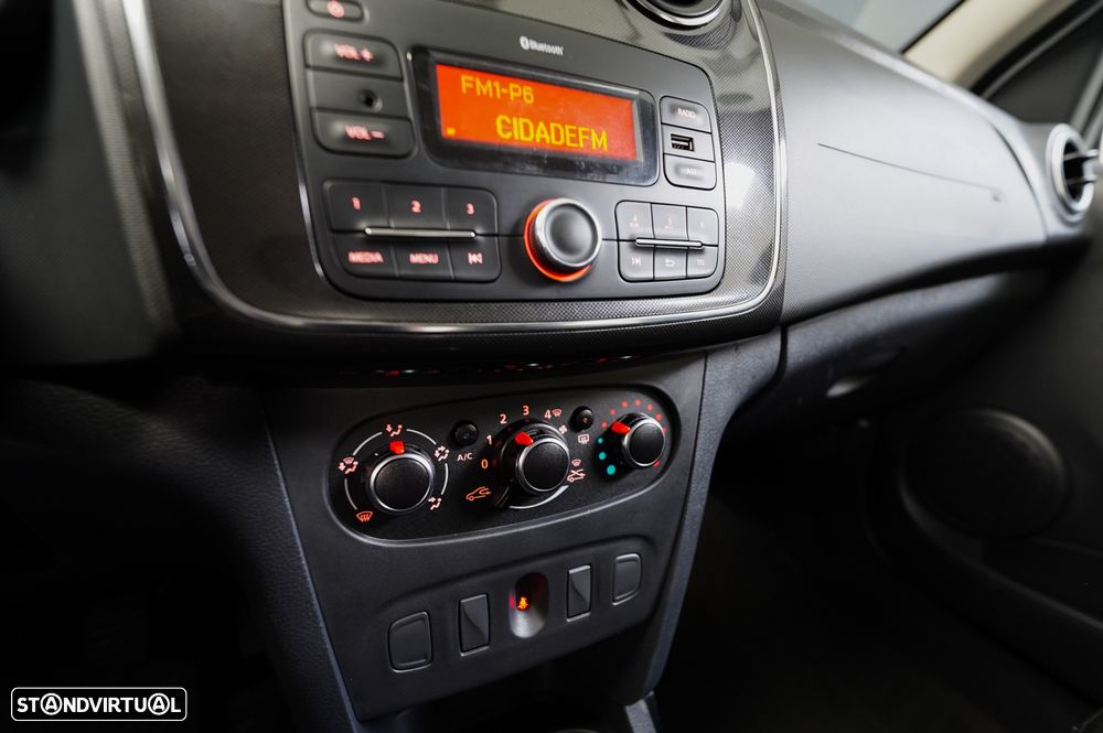 Dacia Sandero 0.9 TCe Comfort Bi-Fuel - 16