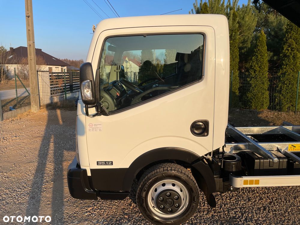 Nissan Cabstar NT400 - 21