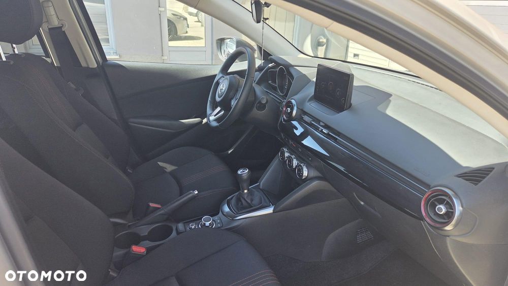 Mazda 2 1.5 Skyenergy - 9