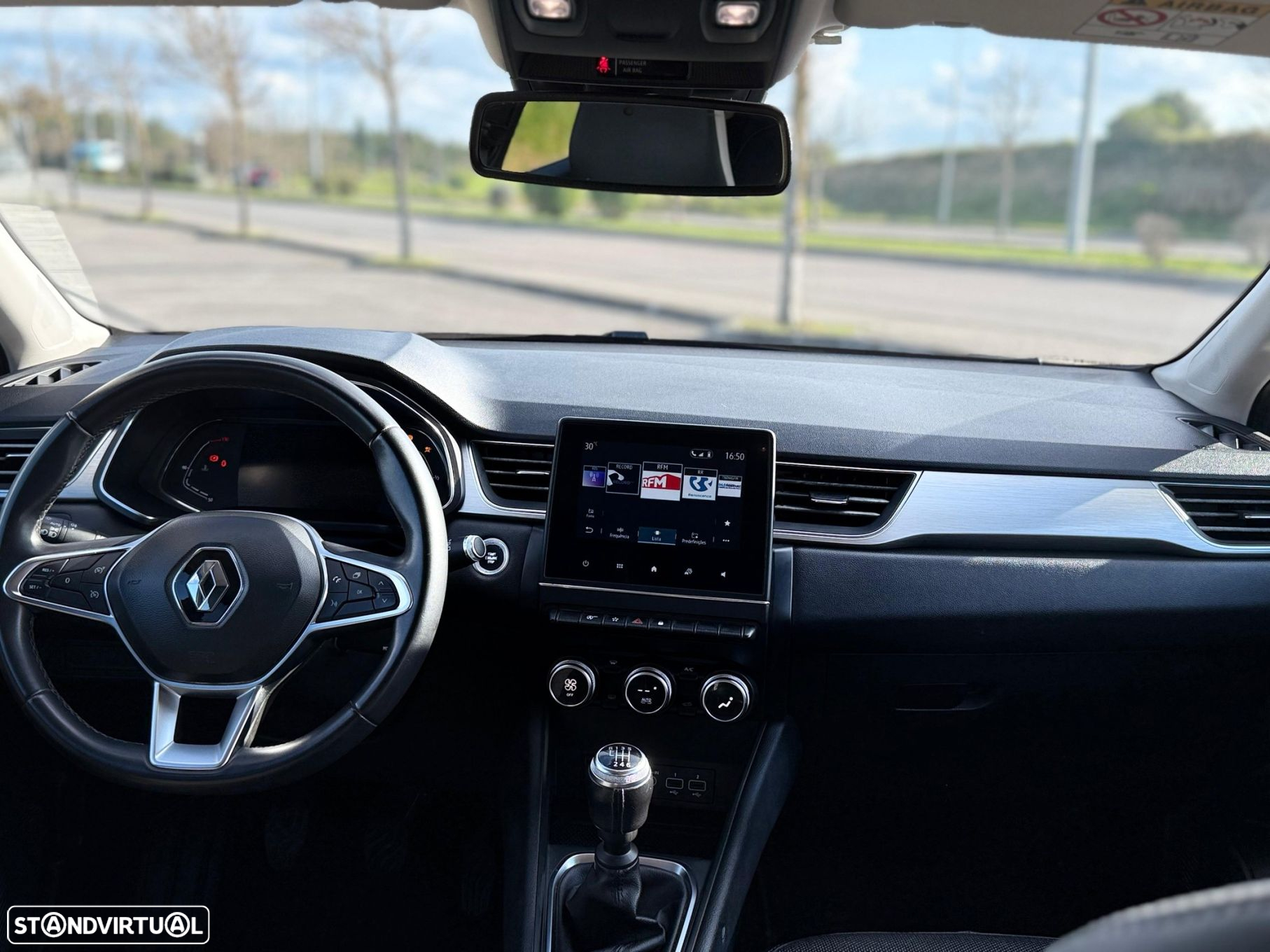 Renault Captur - 9