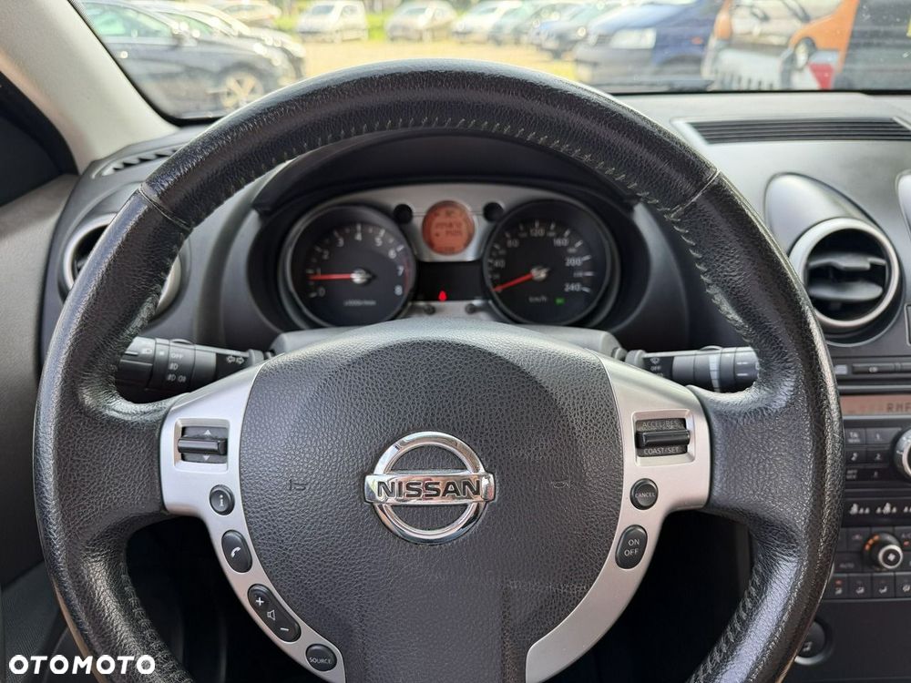 Nissan Qashqai - 9