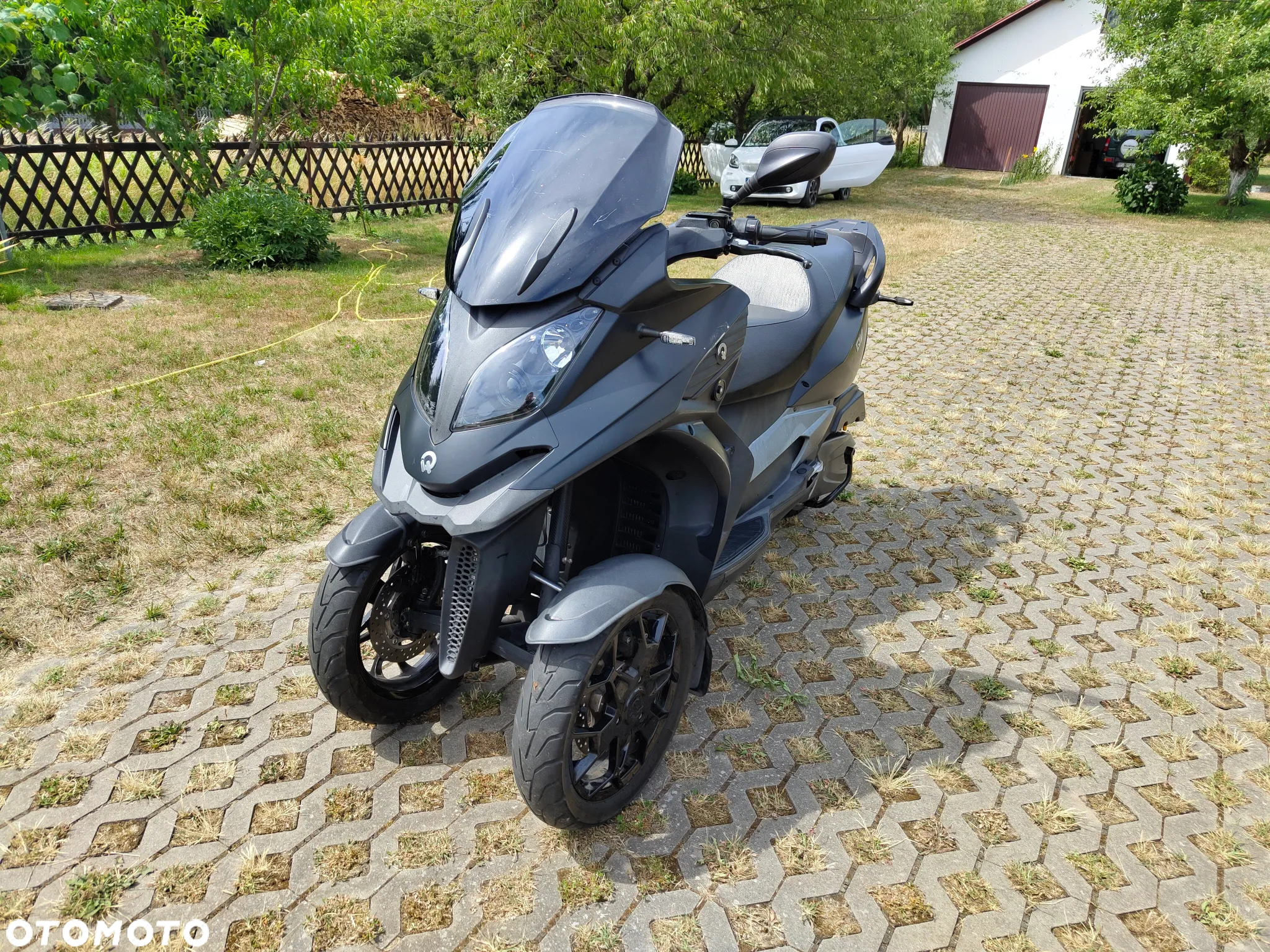Piaggio MP-3 - 2
