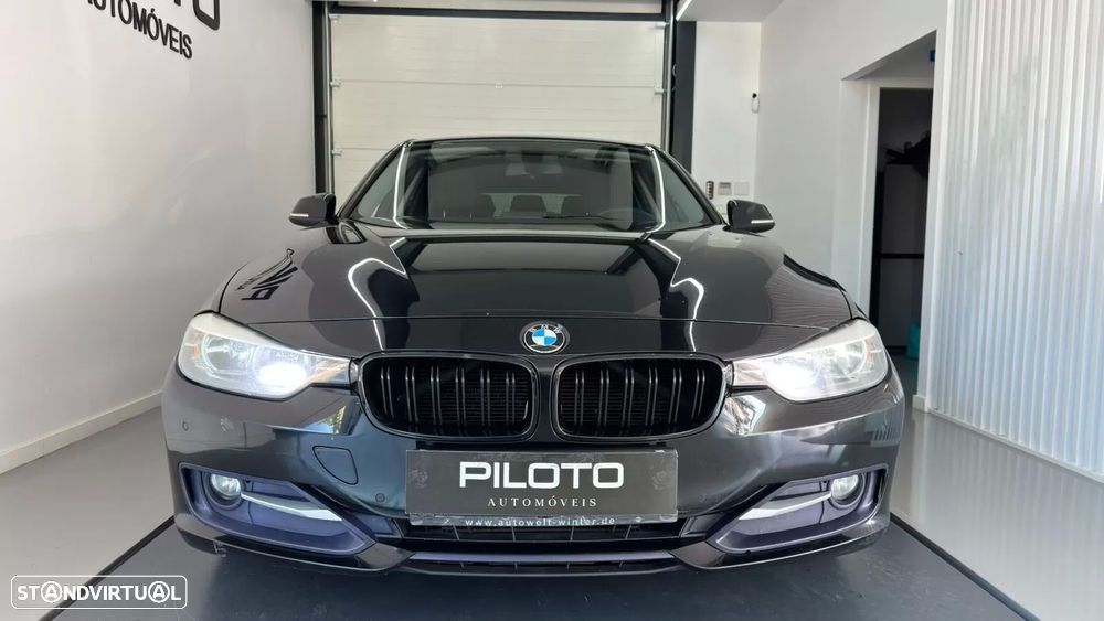 BMW 318 d Auto Line Sport - 3