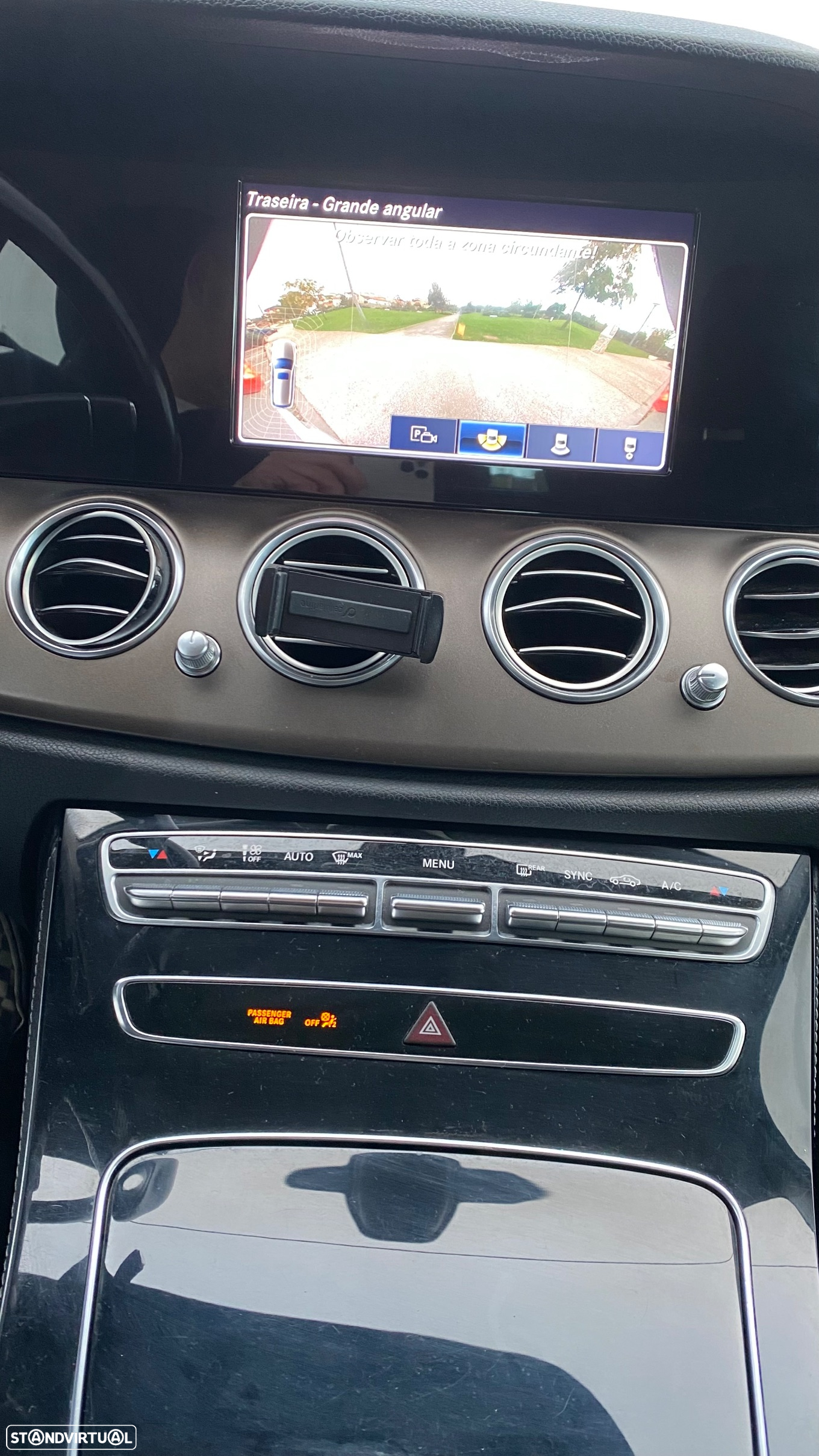 Mercedes-Benz E 220 d T 9G-TRONIC Avantgarde - 17