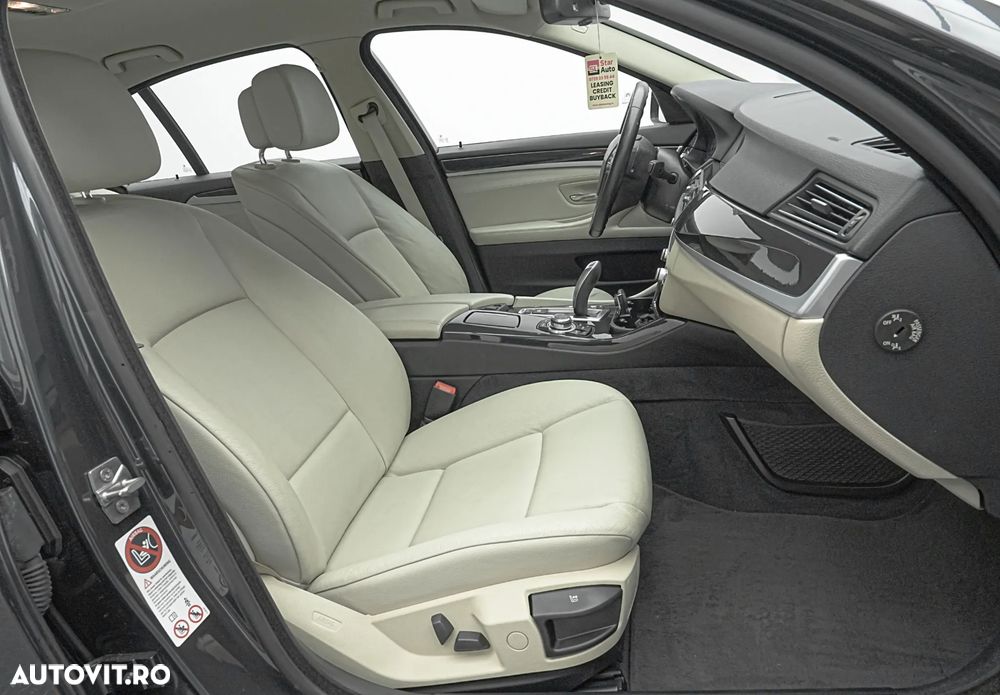 BMW Seria 5 520i Aut. Luxury Line - 15