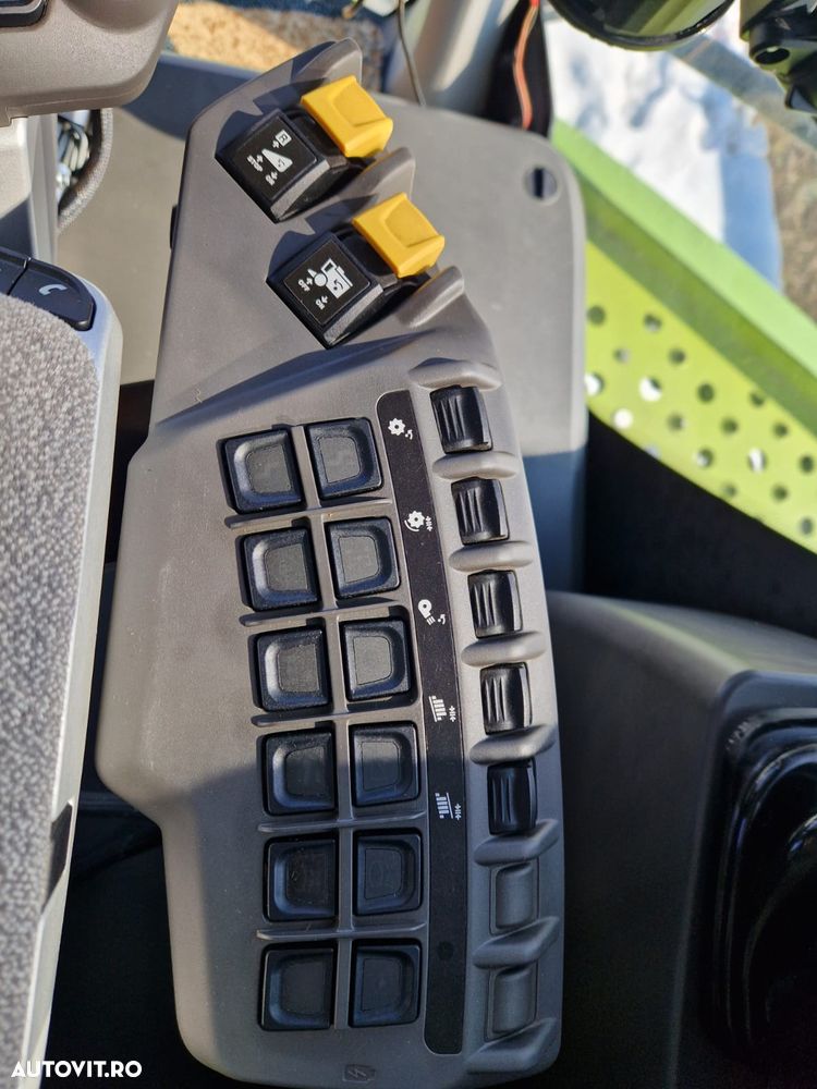 Claas TUCANO 440 - 27