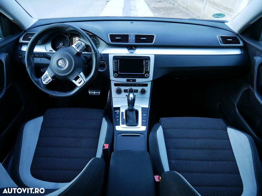 Volkswagen Passat - 14