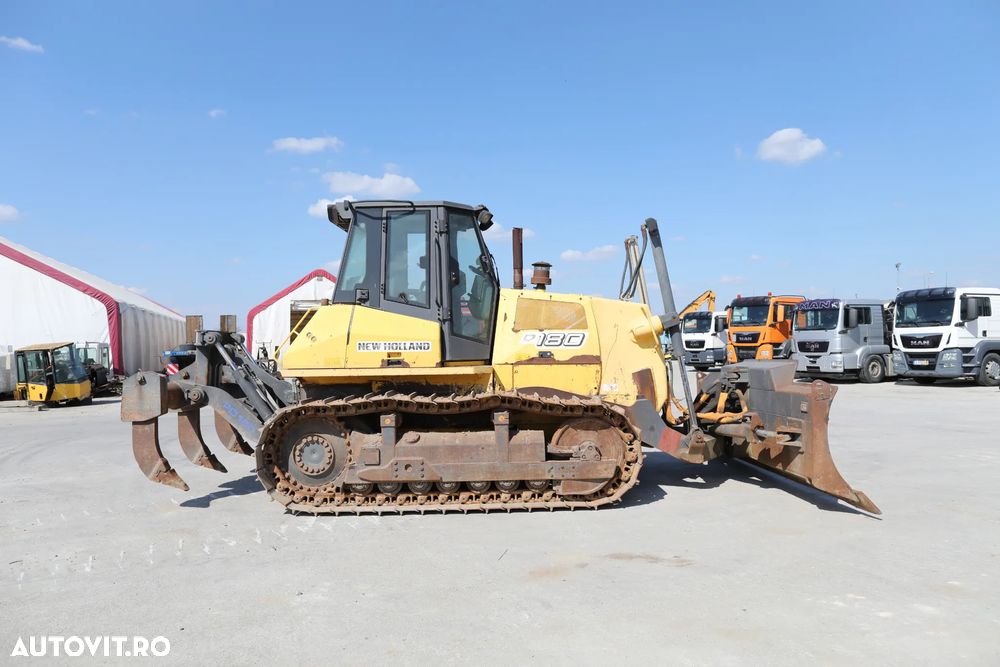 New Holland D180 cu scalificator - 2