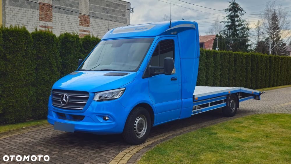 Mercedes-Benz Sprinter 319 - 3