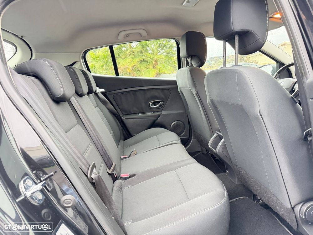 Renault Mégane 1.5 dCi Dynamique S EDC CO2 Champion - 6