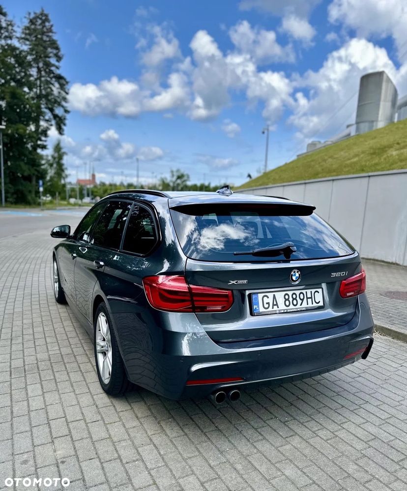 BMW 320I 2015 photo 3
