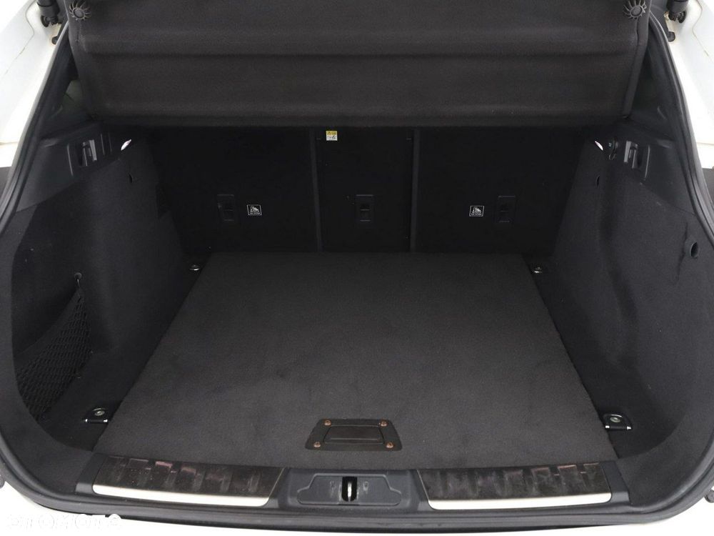 Jaguar F-Pace 20d AWD Prestige - 21