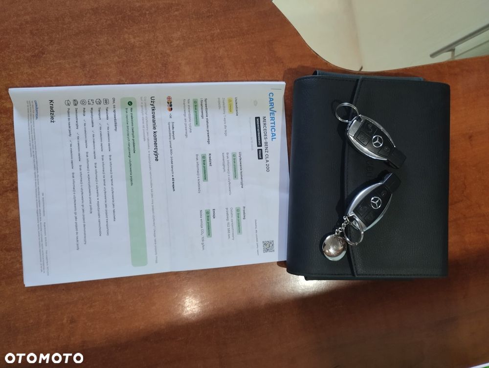 Mercedes-Benz CLA - 16