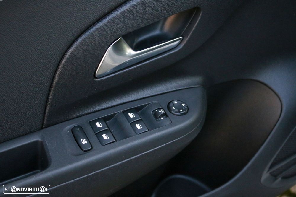 Opel Corsa 1.2 T GS - 23