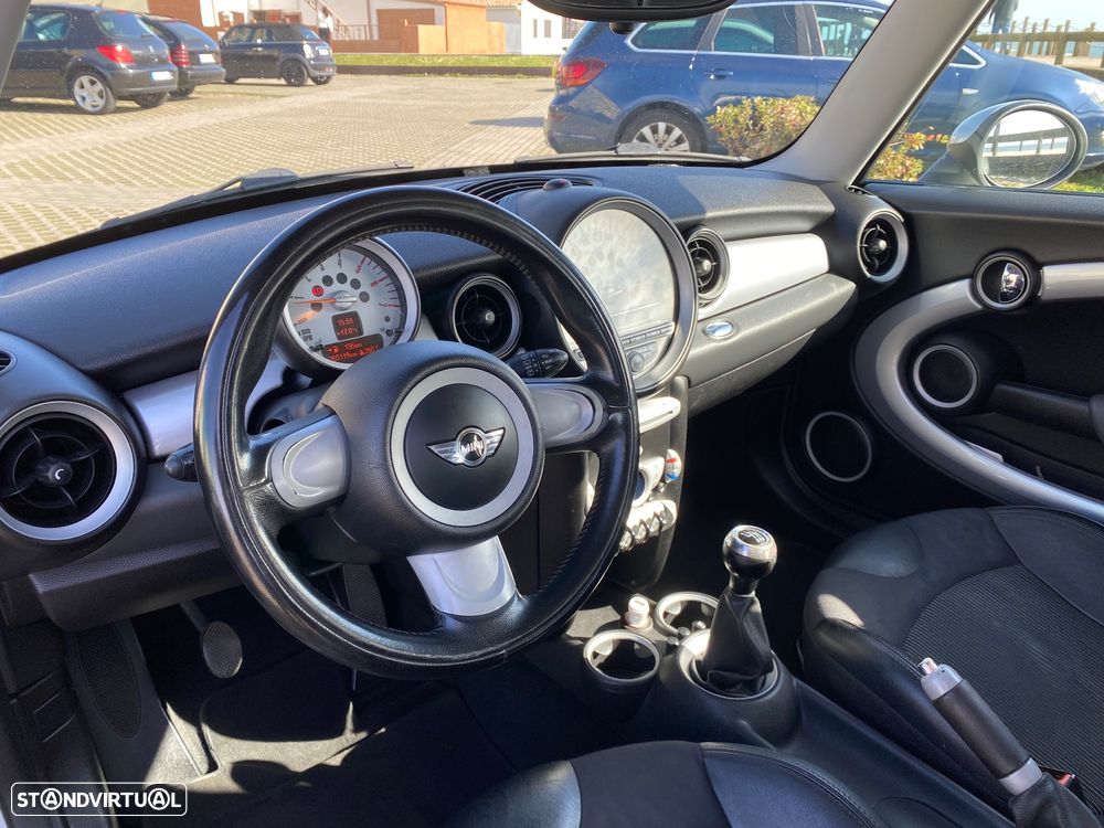 MINI 3 Portas Cooper D - 6