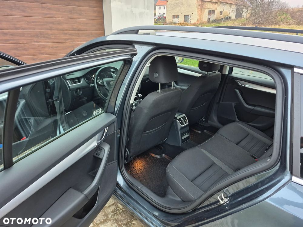 Skoda Octavia 1.8 TSI Style - 17