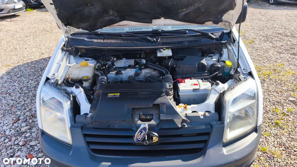 Ford Transit Connect - 28