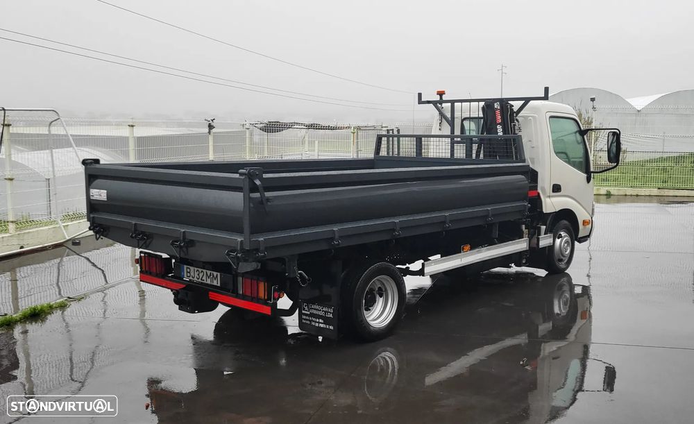 Toyota DYNA Grua e Báscula - 17
