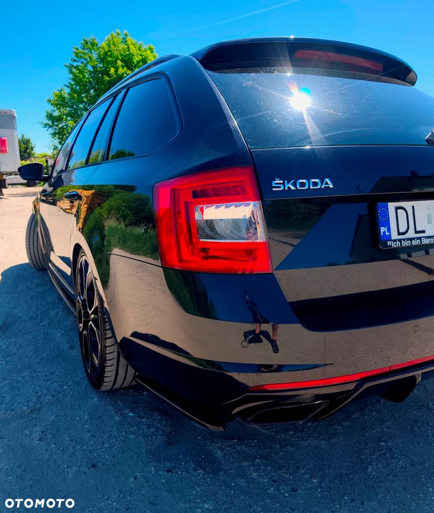 Skoda Octavia 2.0 TDI (Green tec) DSG RS - 38