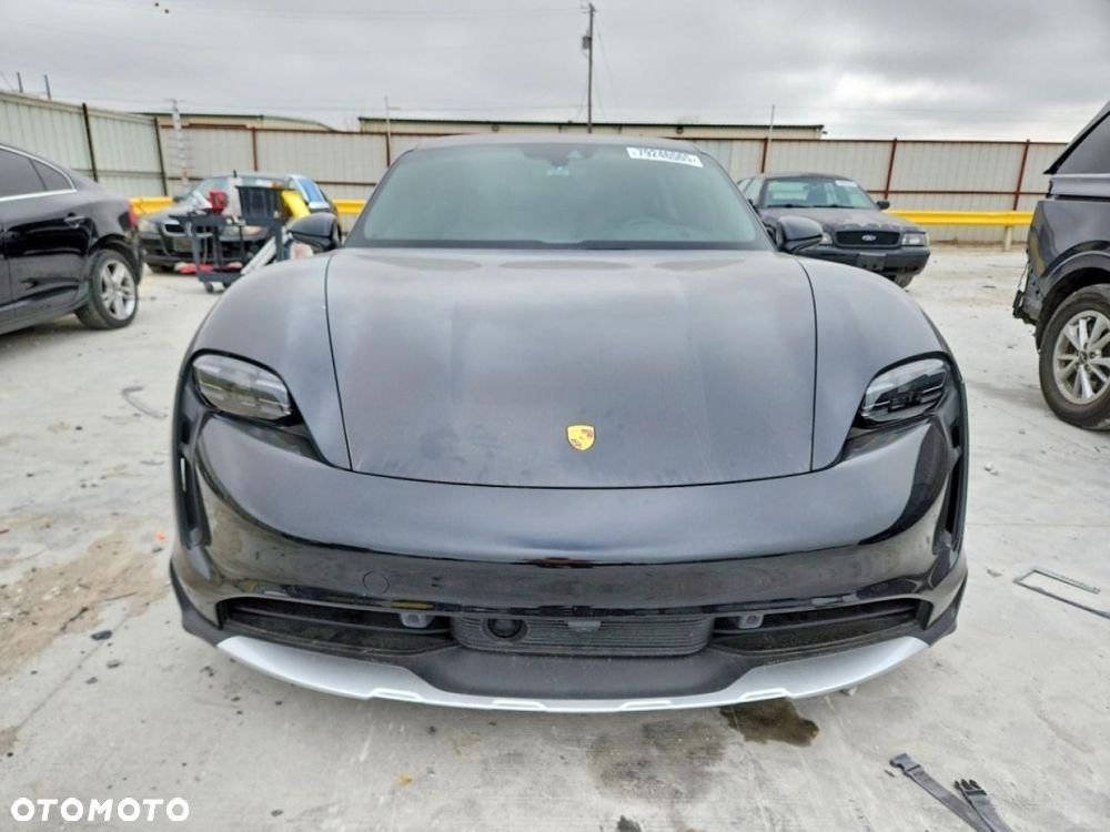 Porsche Taycan - 2