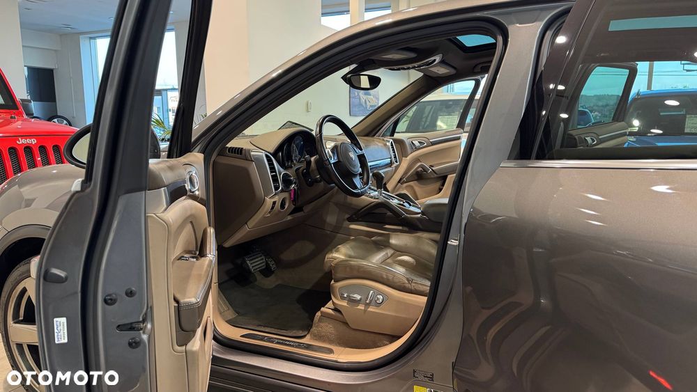 Porsche Cayenne S Tiptronic S - 21